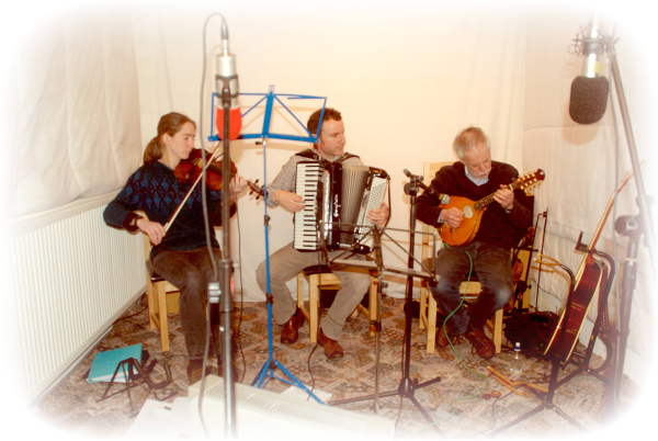 The Dark Horse Ceilidh Band in the High Tide recording studios